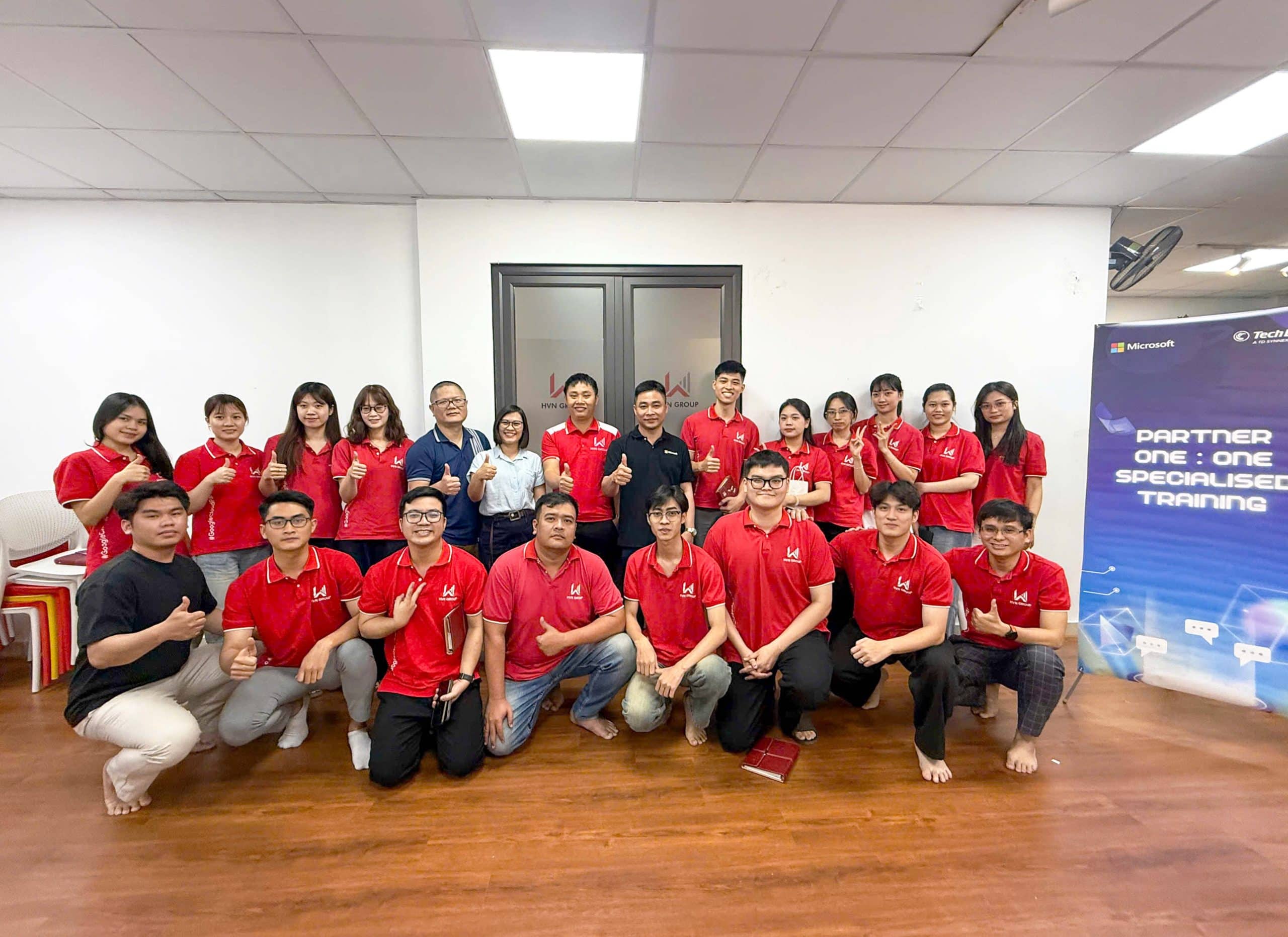 Top 5 đối tác Microsoft 365 chính hãng hàng đầu tại Việt Nam 6 Đội ngũ nhân sự chuyên môn cao